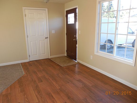 5th image of 6620 61st St NE