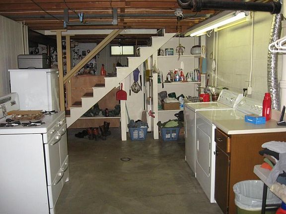 3rd image of 2296 W Fair Ave