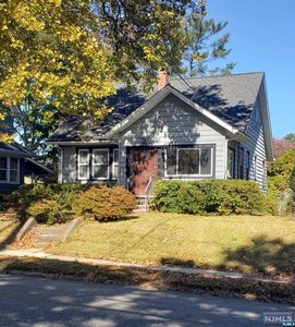 650 Ridgewood Rd, Oradell, NJ, 07649