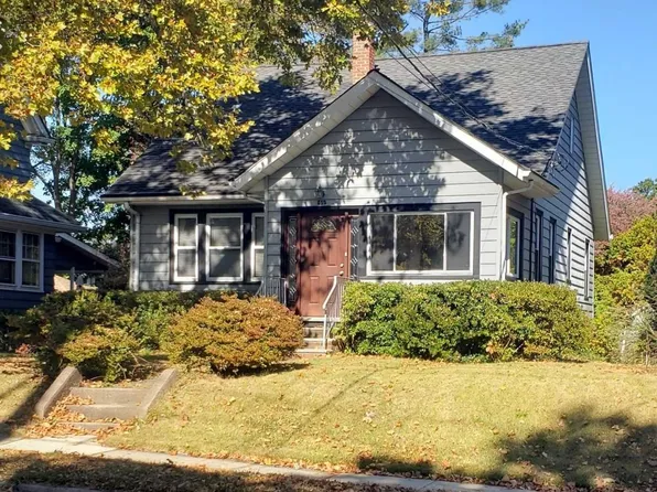 650 Ridgewood Rd, Oradell, NJ 07649