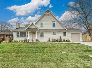 815 Hartness Ave, Charlotte, NC 28211