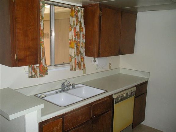 3rd image of 5138 E Ashlan Ave APT 103