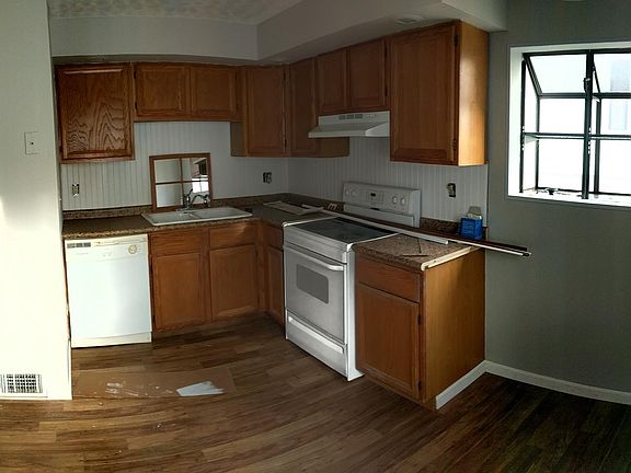 4th image of 2230 Adair Ave