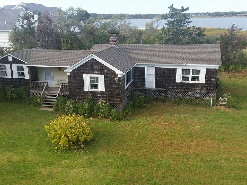 2nd image of 79 Moriches Island Rd