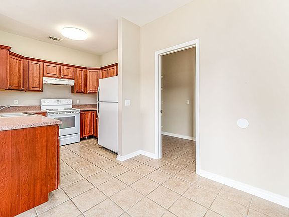 4th image of 7410 Harvest Village Ct