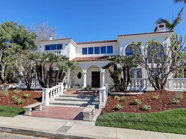100 N Dianthus St, Manhattan Beach, CA 90266