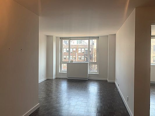 1st image of 1 Irving Pl APT G14e