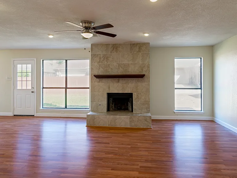 6536 Bronze Leaf Dr — Photo 19