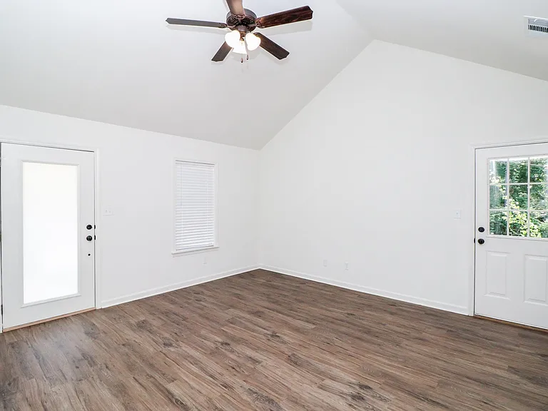 10 County Road 3076 — Photo 7