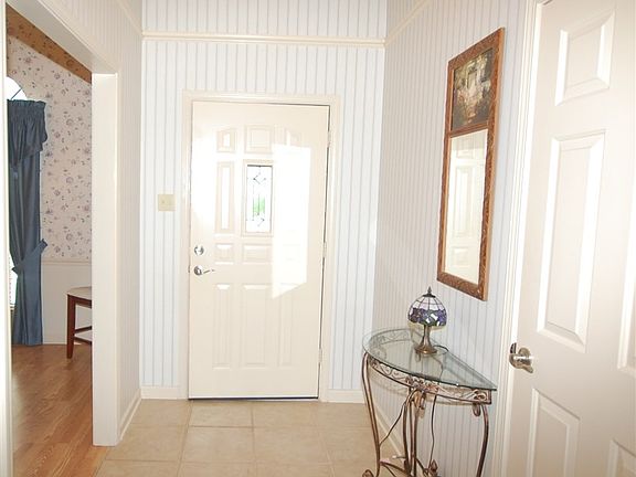 3rd image of 7926 Tankerston Dr