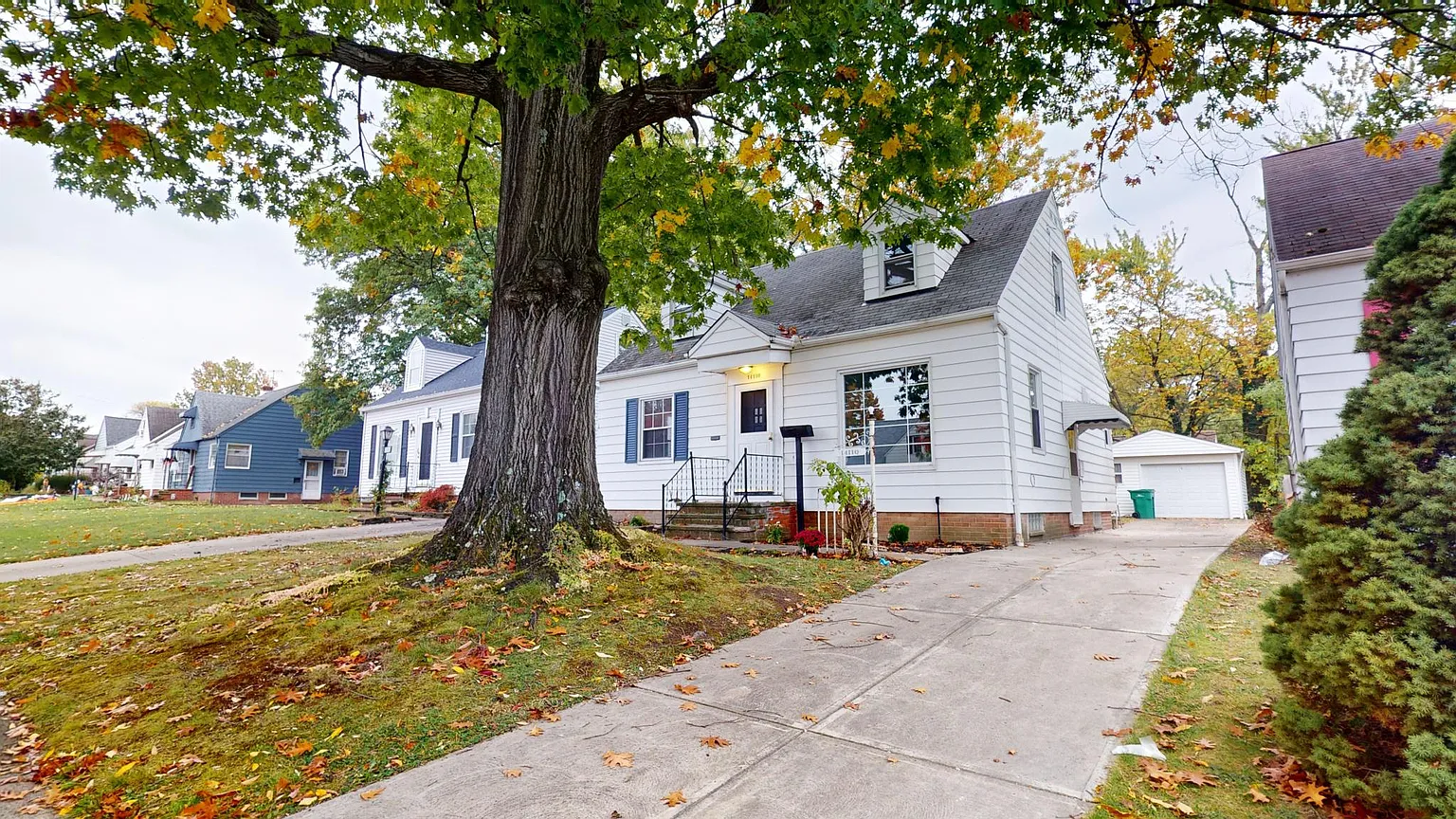 14110 Tabor Ave photo 1