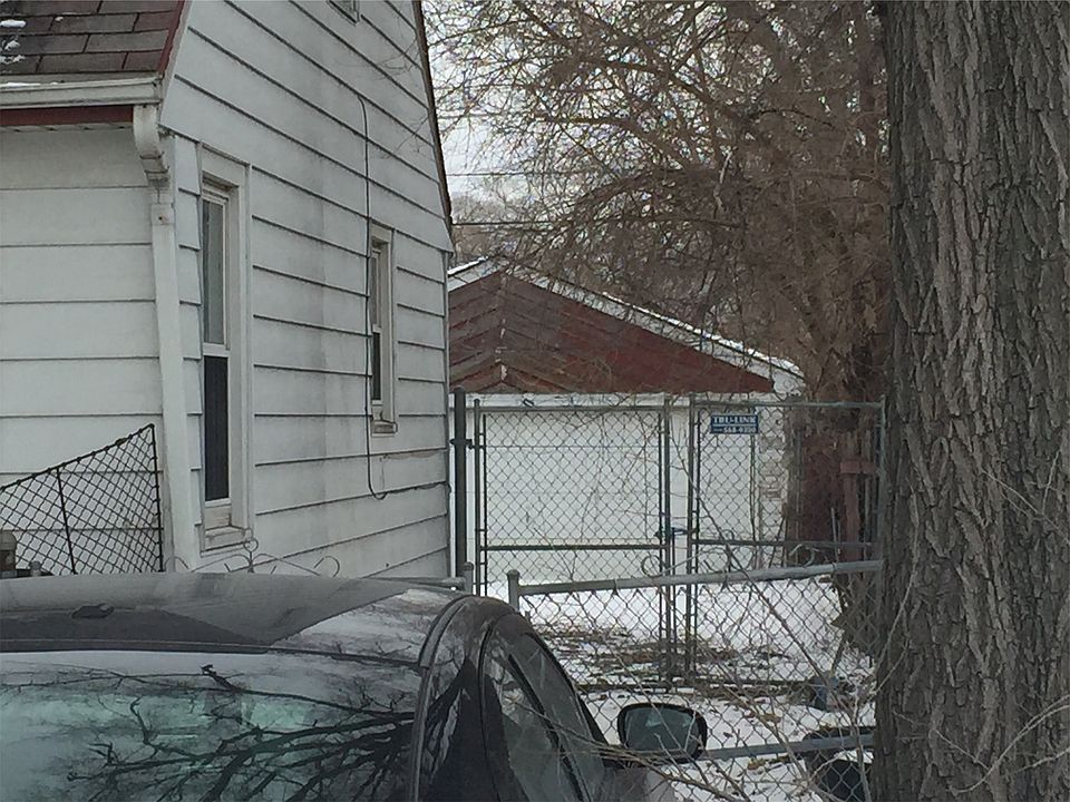 2nd image of 15031 Vail Ave