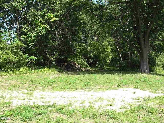 4th image of 24-122 Wagon Wheel Dr