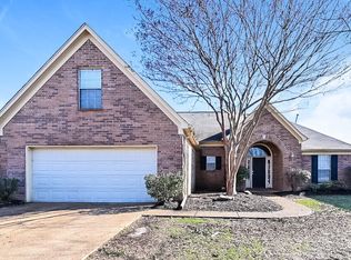 7854 Meadow Ridge Ln, Olive Branch, MS 38654
