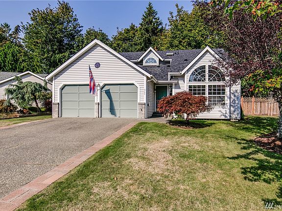 3rd image of 365 Blackstone Ct