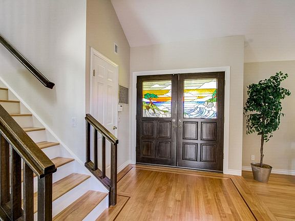 3rd image of 2703 Wakefield Dr