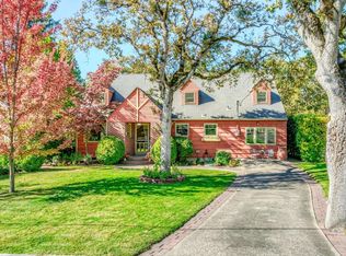 26 Richmond Ave, Medford, OR