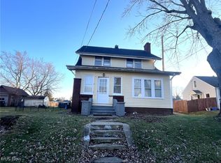 1332 21st St NW, Canton, OH 44709