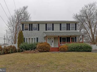 31 W 6th Ave, Runnemede, NJ 08078