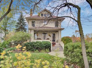 4512 Wolf Rd, Western Springs, IL 60558