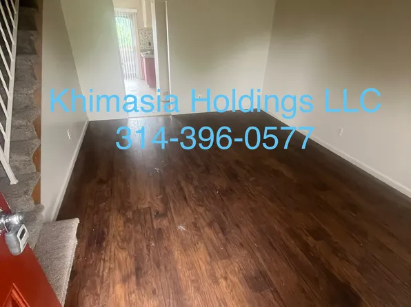 8670 Morningaire Cir, Hazelwood, MO 63042