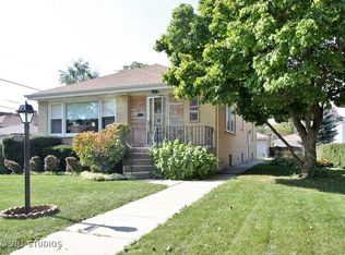 9212 Sayre Ave, Morton Grove, IL 60053