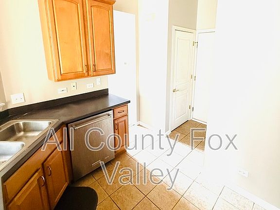 5th image of 1158 Pennsbury Ln