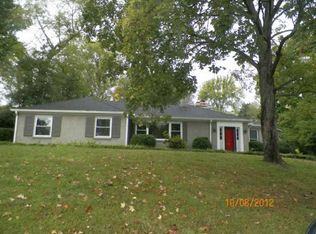 808 Academy Ln, Columbia, TN 38401