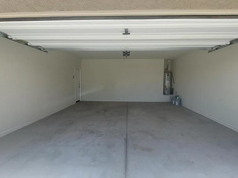 30238 W Verde Ln — Photo 36