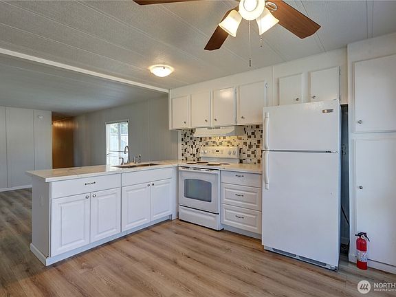 3rd image of 32501 NE 50th Street #34