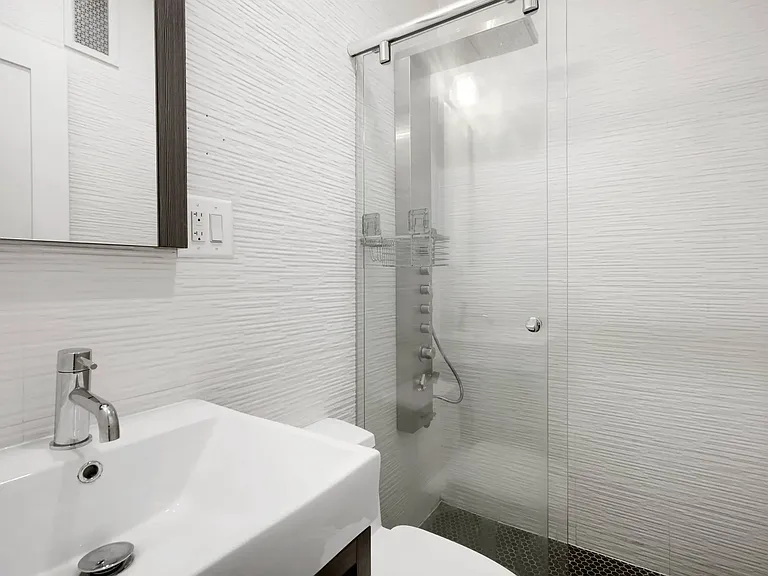 18 Avenue A #5F — Photo 12