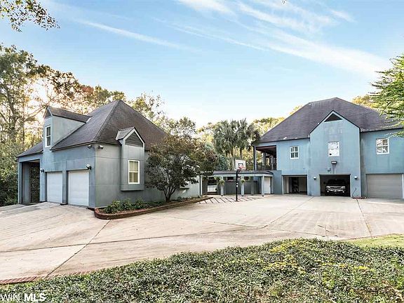 4th image of 2716 Churchbell Dr
