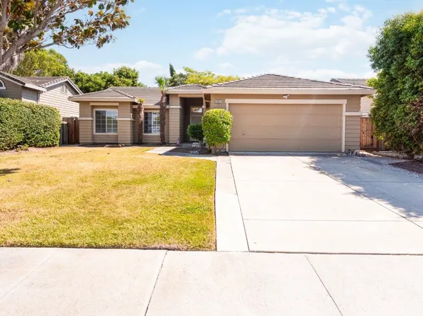 651 Del Mar Dr, Hollister, CA 95023