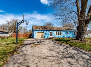 310 Chapel St, Baldwin City, KS 66006