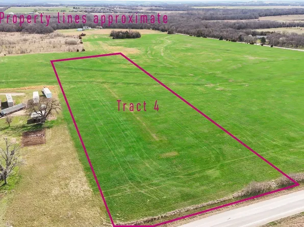 18 E 1400th Rd, Baldwin City, KS 66006