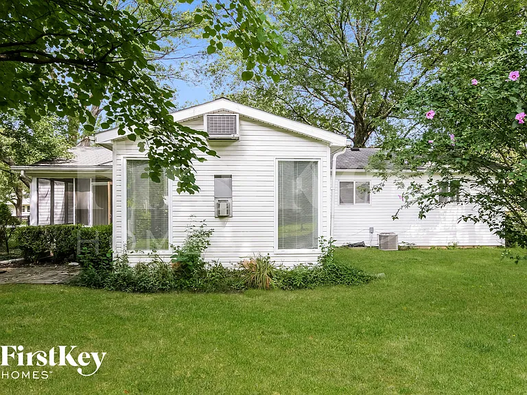 505 Vista Dr — Photo 14