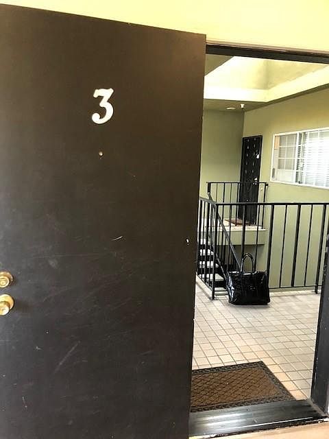 1st image of 1047 El Camino Real