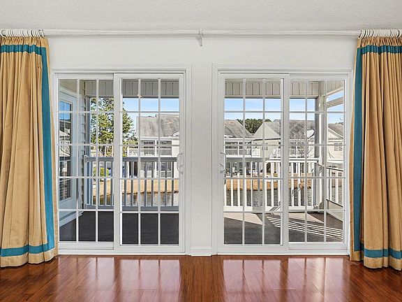 5th image of 4920 Twin Pond Ct. #202