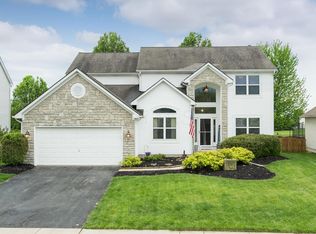 1587 Bent Maple Dr, Blacklick, OH