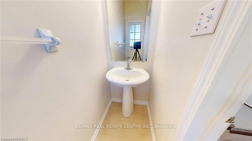 3 bed, $2,780 — Photo 4