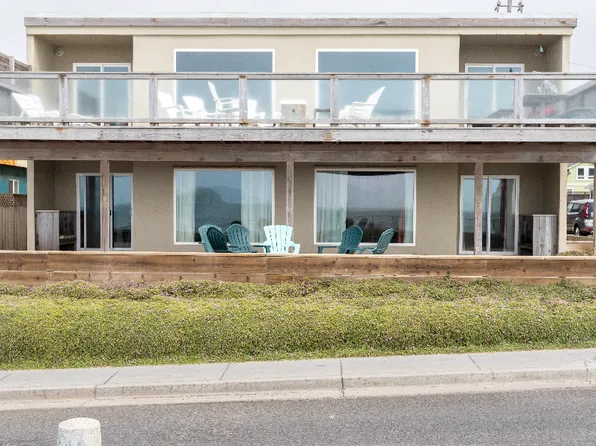 1 Carmel Ave APT 2, Pacifica, CA 94044