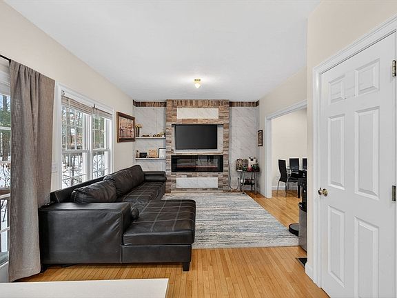 4th image of 1 Knowlton Cir #1