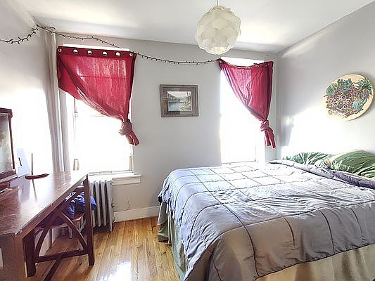 3rd image of 2027 Pacific St APT 6B