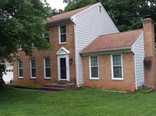 208 Winter Frost Ct, Sterling, VA 20165