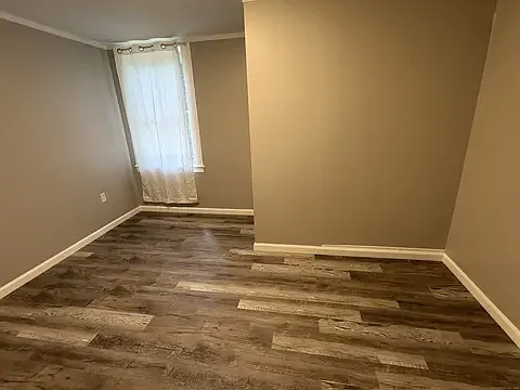 3 bed, $1,950 — Photo 3