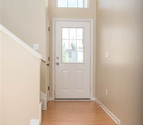 3rd image of 1318 Durham Dr