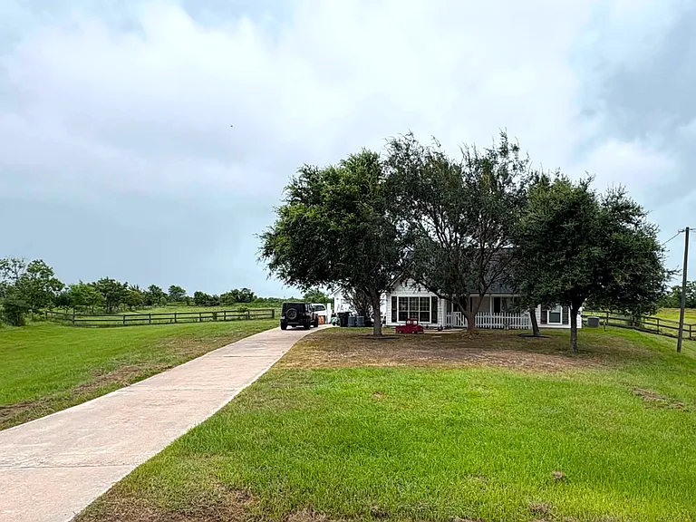 2158 Settlers Court Dr — Photo 15