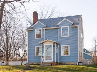 1041 Avondale Ave, Grandview, OH 43212