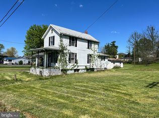 219 Maple Ave, Moorefield, WV 26836
