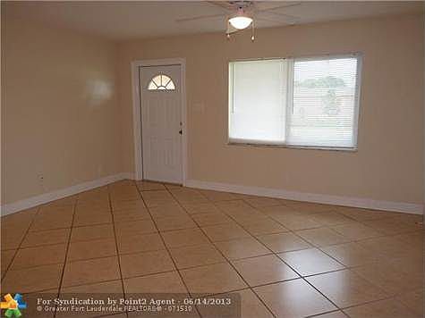 3rd image of 4621 NW 13th Ave